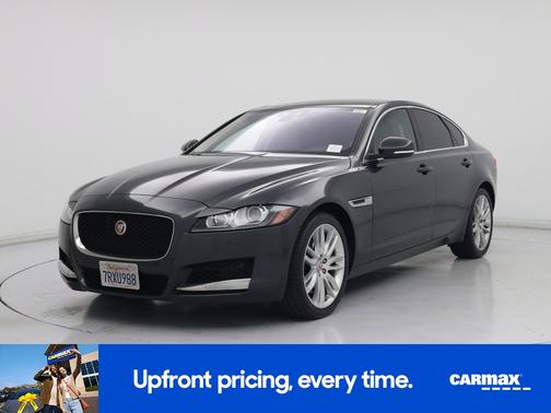 2016 Jaguar XF Prestige