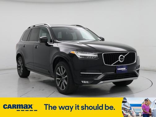 2017 Volvo XC90 T5 Momentum