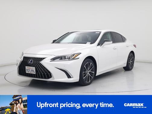 2022 Lexus ES 300h Luxury