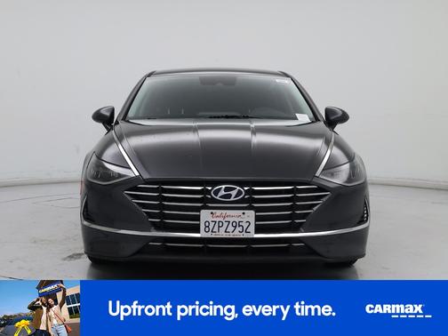 2022 Hyundai SONATA SE