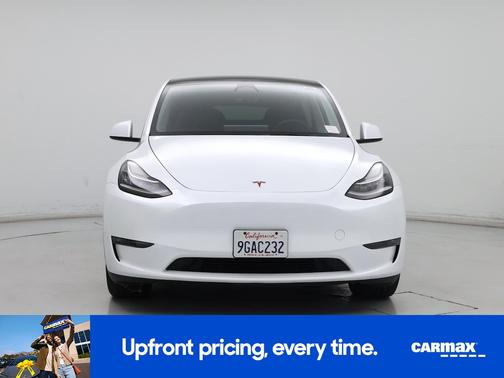 White 2023 Tesla Model Y Long Range