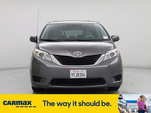 2014 Toyota Sienna LE