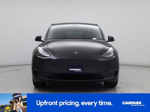 Gray 2024 Tesla Model Y Long Range
