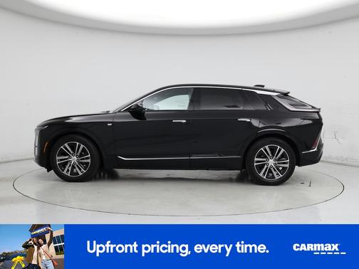 2024 Cadillac LYRIQ Luxury 2