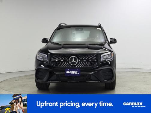 Black 2022 Mercedes-Benz GLB 250