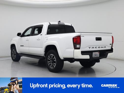 White 2018 Toyota Tacoma SR5