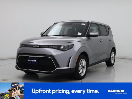 Silver 2025 Kia Soul LX