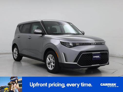 Silver 2025 Kia Soul LX