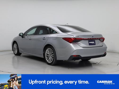Silver 2020 Toyota Avalon Hybrid Limited