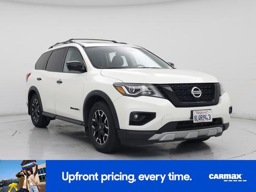 2019 Nissan Pathfinder SL