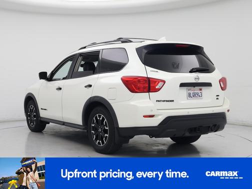 2019 Nissan Pathfinder SL