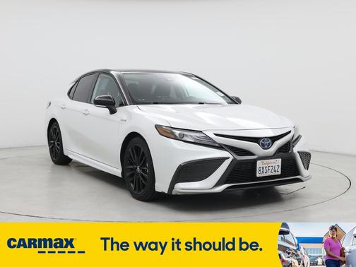2021 Toyota Camry Hybrid XSE