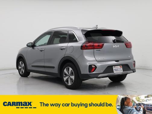 2022 Kia Niro LX