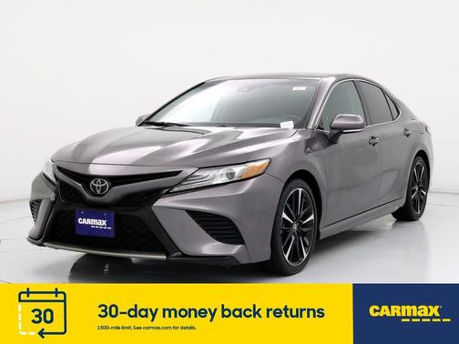 Photo 4 of 23 of 2019 Toyota Camry XSE