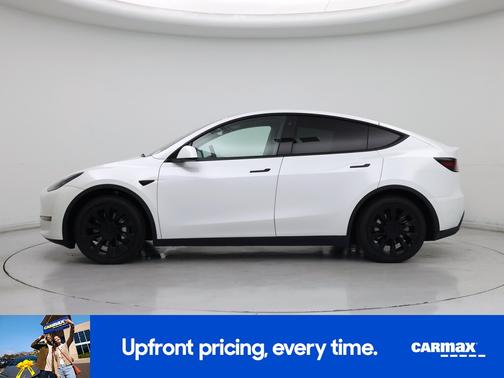 White 2023 Tesla Model Y Long Range