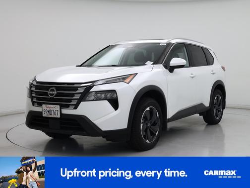 White 2024 Nissan Rogue SV
