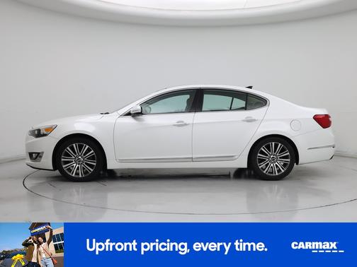 White 2015 Kia Cadenza Premium