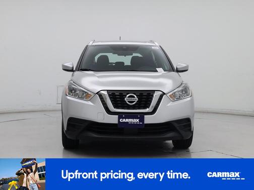 Silver 2020 Nissan Kicks SV