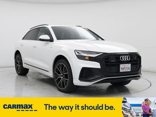 2020 Audi Q8 Premium Plus