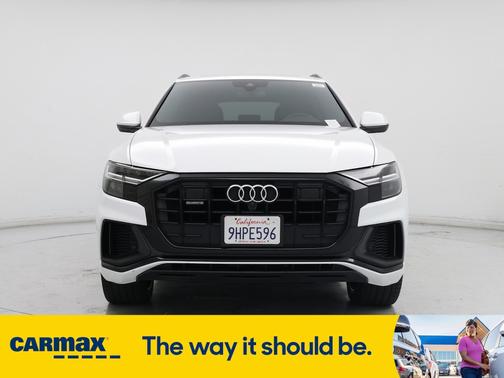2020 Audi Q8 Premium Plus