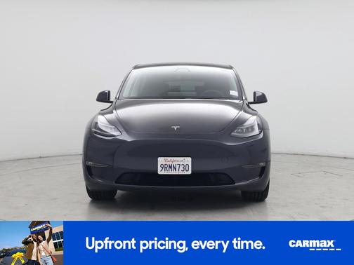 Gray 2025 Tesla Model Y Long Range