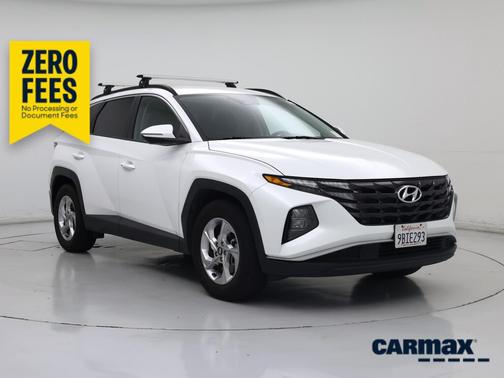 White 2022 Hyundai TUCSON SEL