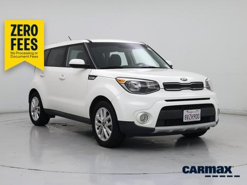 White 2019 Kia Soul +