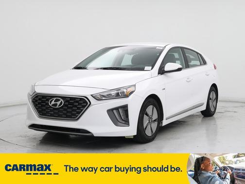 2020 Hyundai IONIQ Hybrid SE