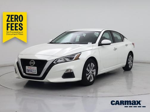 White 2019 Nissan Altima S