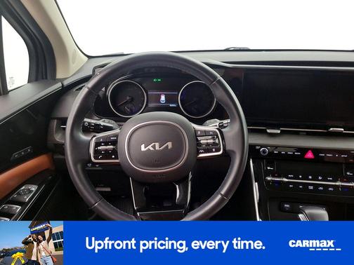 2022 Kia Carnival SX