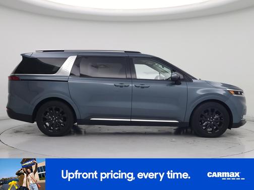 2022 Kia Carnival SX