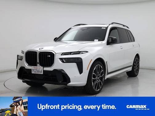 White 2024 BMW X7 M60