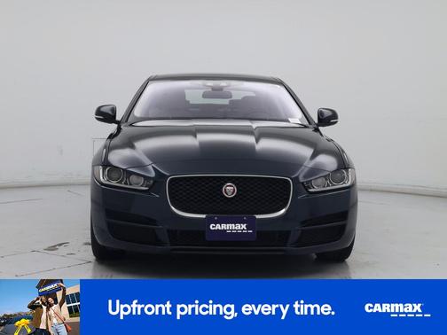 2017 Jaguar XE Prestige