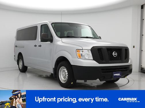 2016 Nissan NV Passenger NV3500 HD SV