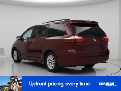 2016 Toyota Sienna XLE