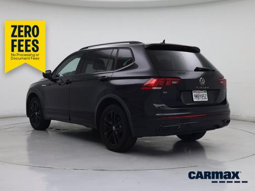 Black 2022 Volkswagen Tiguan SE R-Line Black