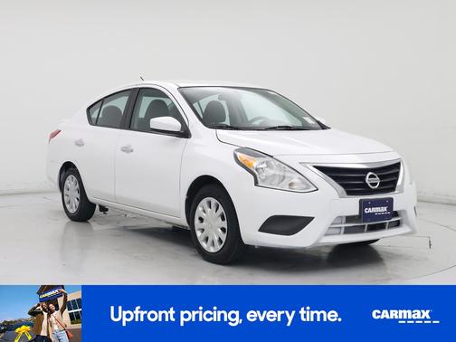 2019 Nissan Versa SV