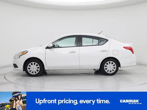 2019 Nissan Versa SV