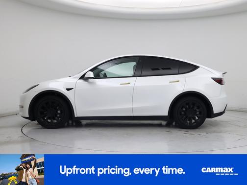 White 2022 Tesla Model Y Long Range
