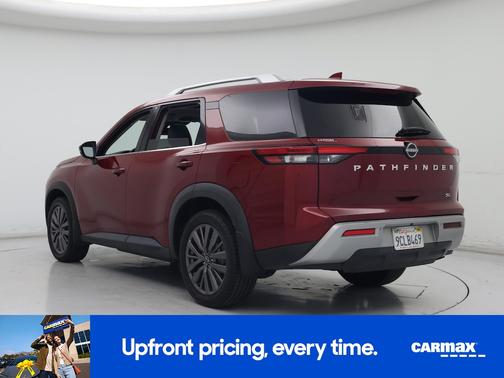 2022 Nissan Pathfinder SL