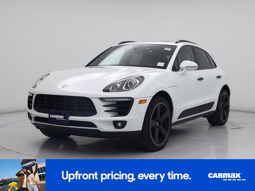 White 2018 Porsche Macan Sport Edition