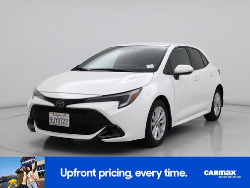 White 2024 Toyota Corolla Hatchback SE