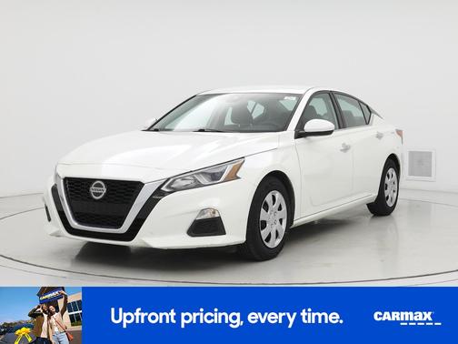 White 2021 Nissan Altima S