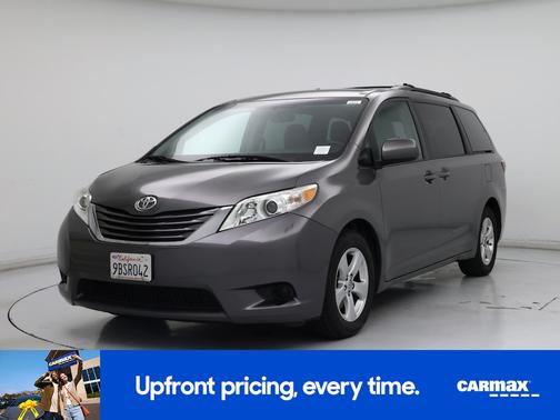 2017 Toyota Sienna LE