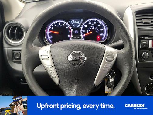 2015 Nissan Versa SV
