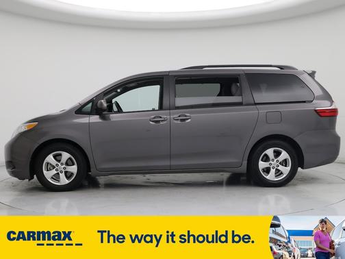 2015 Toyota Sienna LE