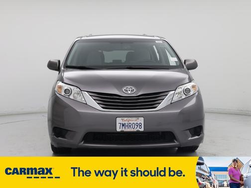 2015 Toyota Sienna LE