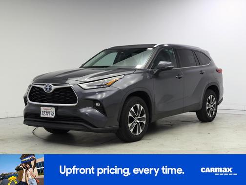 2022 Toyota Highlander Hybrid XLE