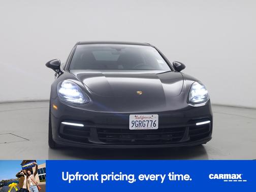 2017 Porsche Panamera 4