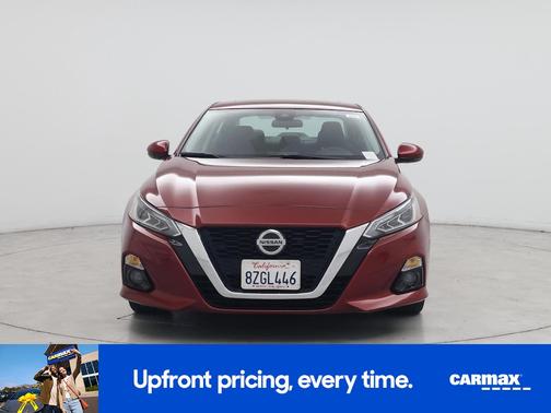 Red 2022 Nissan Altima SL